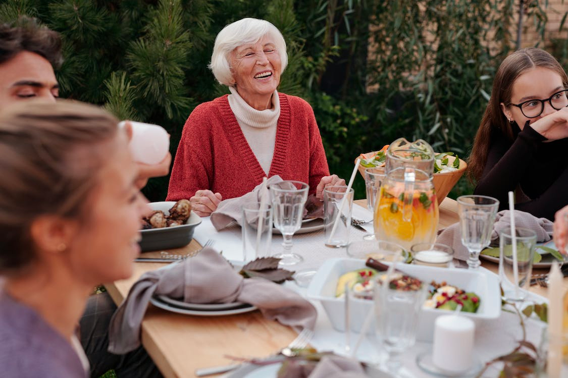 The Vital Role of Family and Community for Seniors During the Holidays